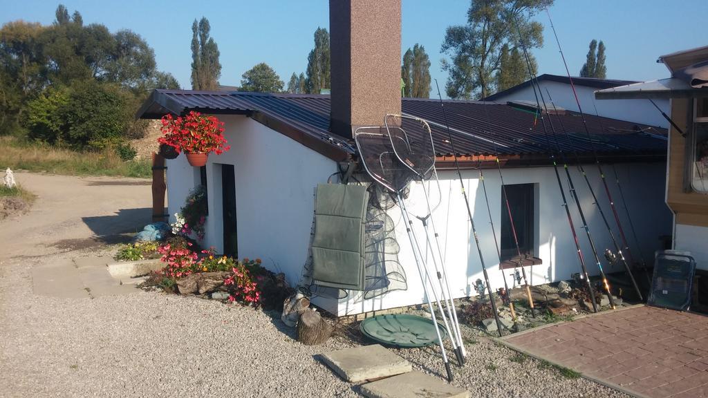 Domek Gloria Nad Jeziorem Zywieckim Kültér fotó